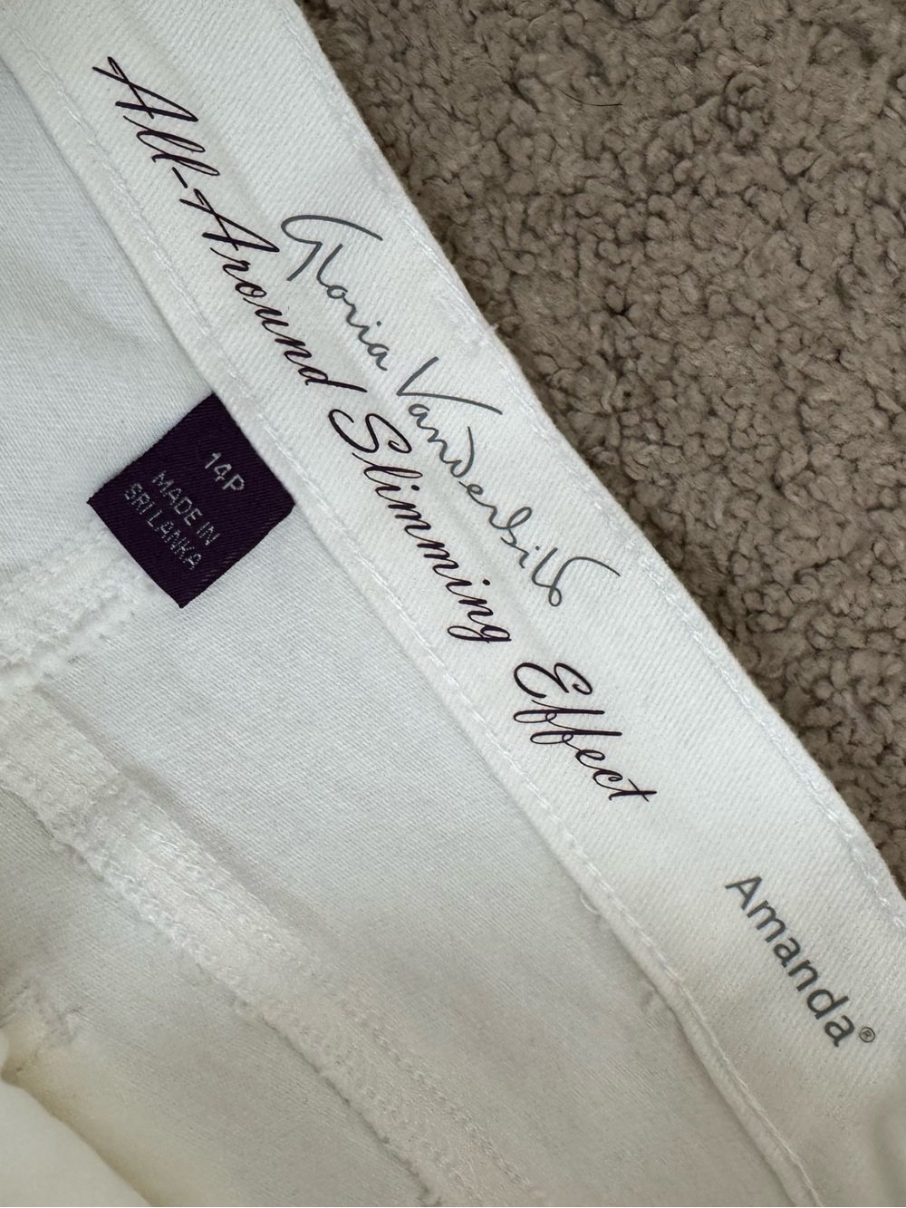 Gloria Vanderbilt slimming Amanda White Capri Jeans 14P - Picture 8 of 8